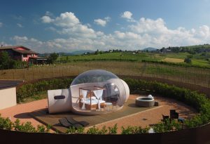 Le Bubble Rooms a Ziano: un’esperienza romantica e sorprendente al Namoon Bubble Glamping